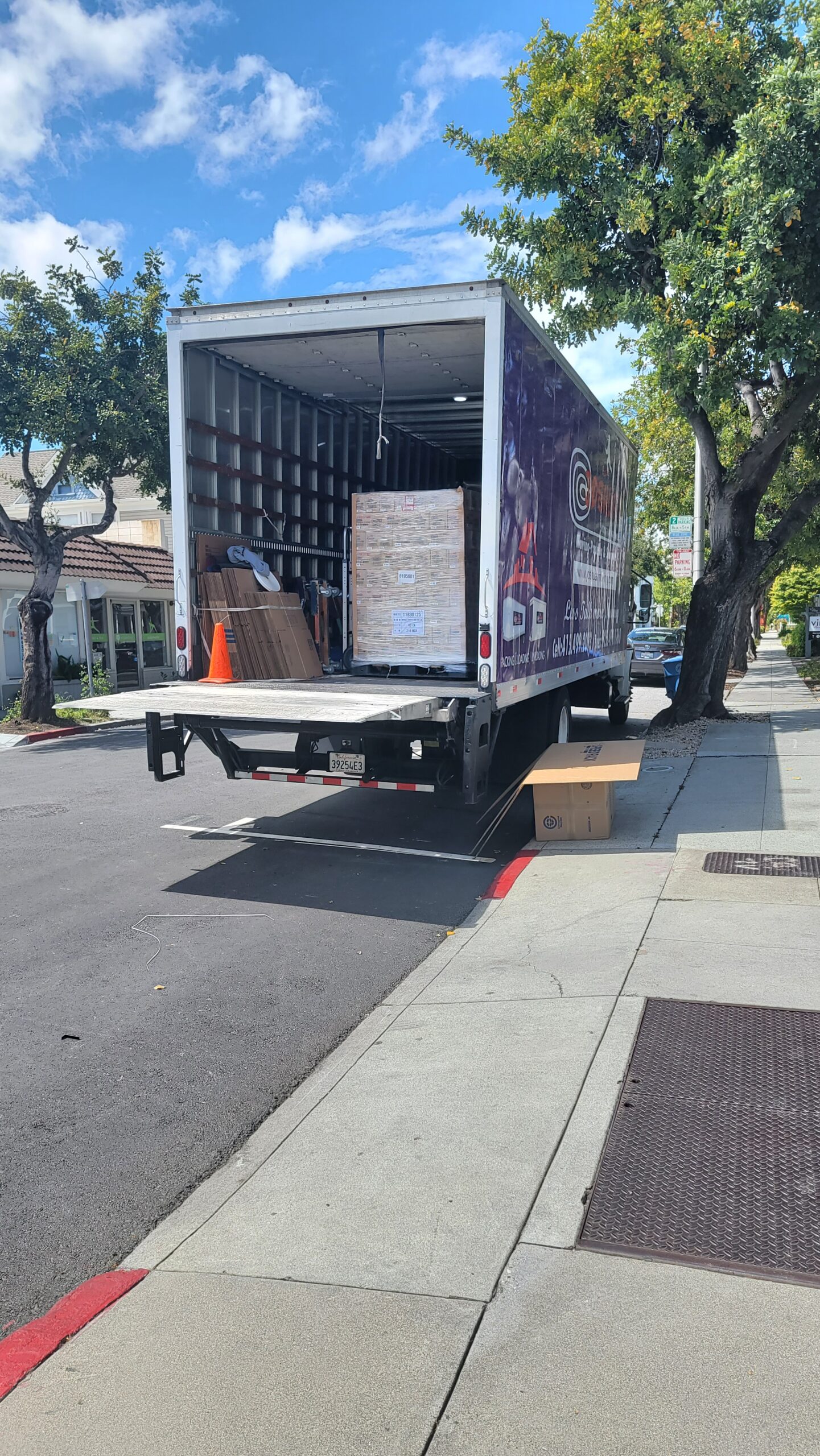 Palo Alto moving crew